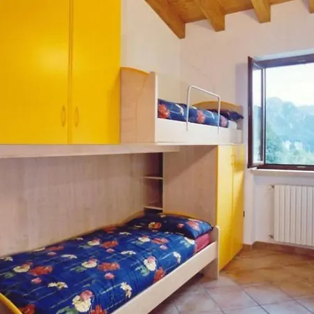 Lejlighed Zwei-zimmer-wohnung Mit Garten' By Interhome
